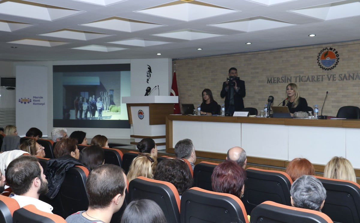 Kadına Yönelik Şiddetle Uluslararası Mücadele günü dolayısıyla Mersin Büyükşehir Belediyesi,