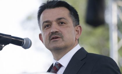 TARIM ve Orman Bakanı Bekir Pakdemirli, Mersin’de 2 milyon civcivin