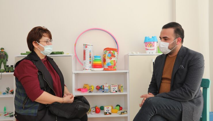 Mehmet Altunören Gençlik Merkezi içerisinde faaliyet gösteren Mezitli Belediyesi Kadın