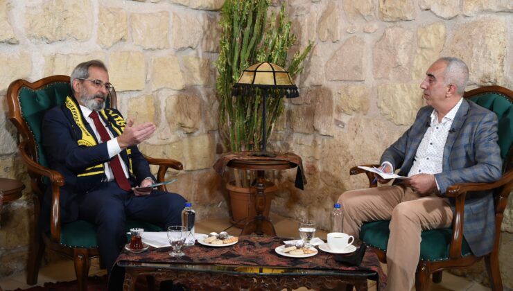 Tarsus Belediye Başkanı Dr. Haluk Bozdoğan katılmış olduğu bir canlı