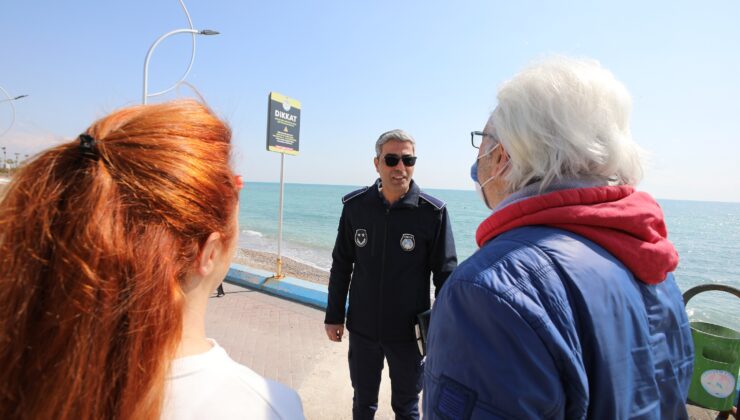 Mezitli’de Çekirdek Kabuğu Ve Çöp Atanlara Ceza Kesiliyor Yaz aylarının yaklaşmasıyla birlikte Mersinlilerin denize girebileceği en yakın noktada