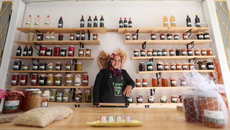 8 Mart Dünya Emekçi Kadınlar Gününde kadınların yaptıkları çalışma ve