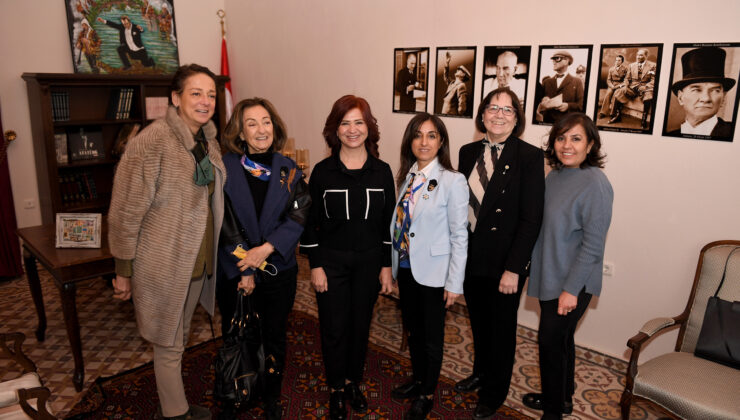 MERAL SEÇER’E İÇEL SOROPTİMİST KULÜBÜ’NDEN ÖDÜL Mersin Büyükşehir Belediyesi’nin yeniden canlandırdığı Gazi Çiftliği’ni ziyaret eden İçel