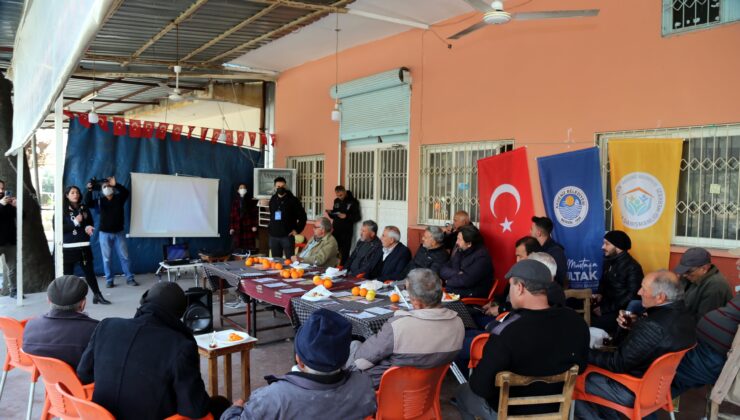 KADINA YÖNELİK ŞİDDETLE MÜCADELEYİ KAHVEHANEDE ANLATTILAR Akdeniz Belediyesi, kadınlara yönelik şiddeti önlemek ve şiddete karşı toplumsal