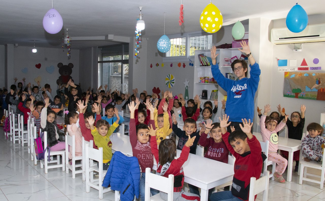 Mersin Büyükşehir Belediyesi Kadın ve Aile Hizmetleri Dairesi bünyesinde hizmet