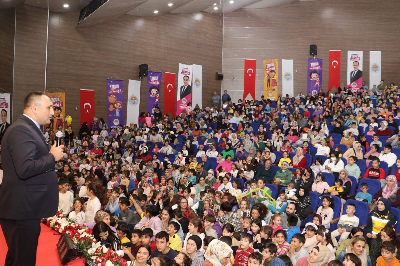 Toroslar Belediye Başkanı Atsız Afşın Yılmaz, çok sevdiği çocukları “Toroslar