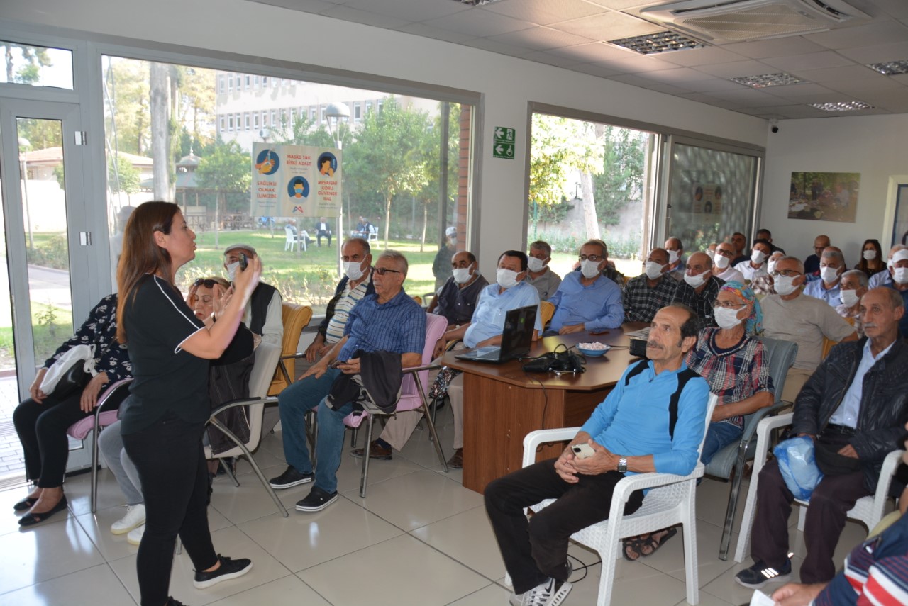 İLERİ YAŞ ALMIŞ YURTTAŞLARIMIZIN TANSİYON VE ŞEKER ÖLÇÜMLERİ YAPILDI Mersin