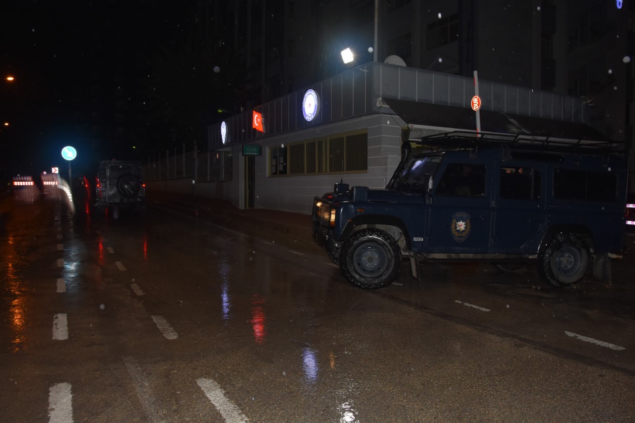 MERSİN’DE PKK TERÖR ÖRGÜTÜNE YÖNELİK OPERASYON GERÇEKLEŞTİRİLDİ Mersin İl Emniyet Müdürlüğü Terörle Mücadele Şube Müdürlüğü tarafından PKK/KCK