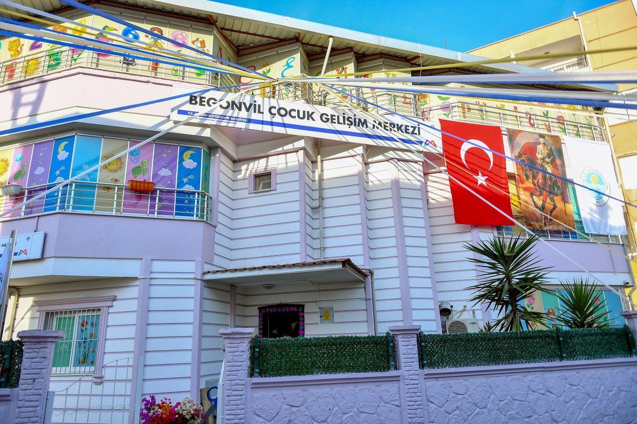 Başkan Vahap Seçer, Büyükşehir Belediyesi’nin Tarsus’a bir ilk daha kazandırdığı