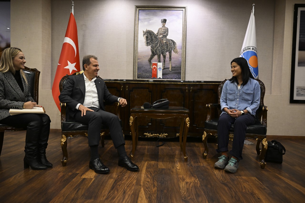 Toroslar Belediyesi, ibadethanelerde gerçekleştirdiği temizlik çalışmalarını yıl boyu aralıksız sürdürüyor. İlçede