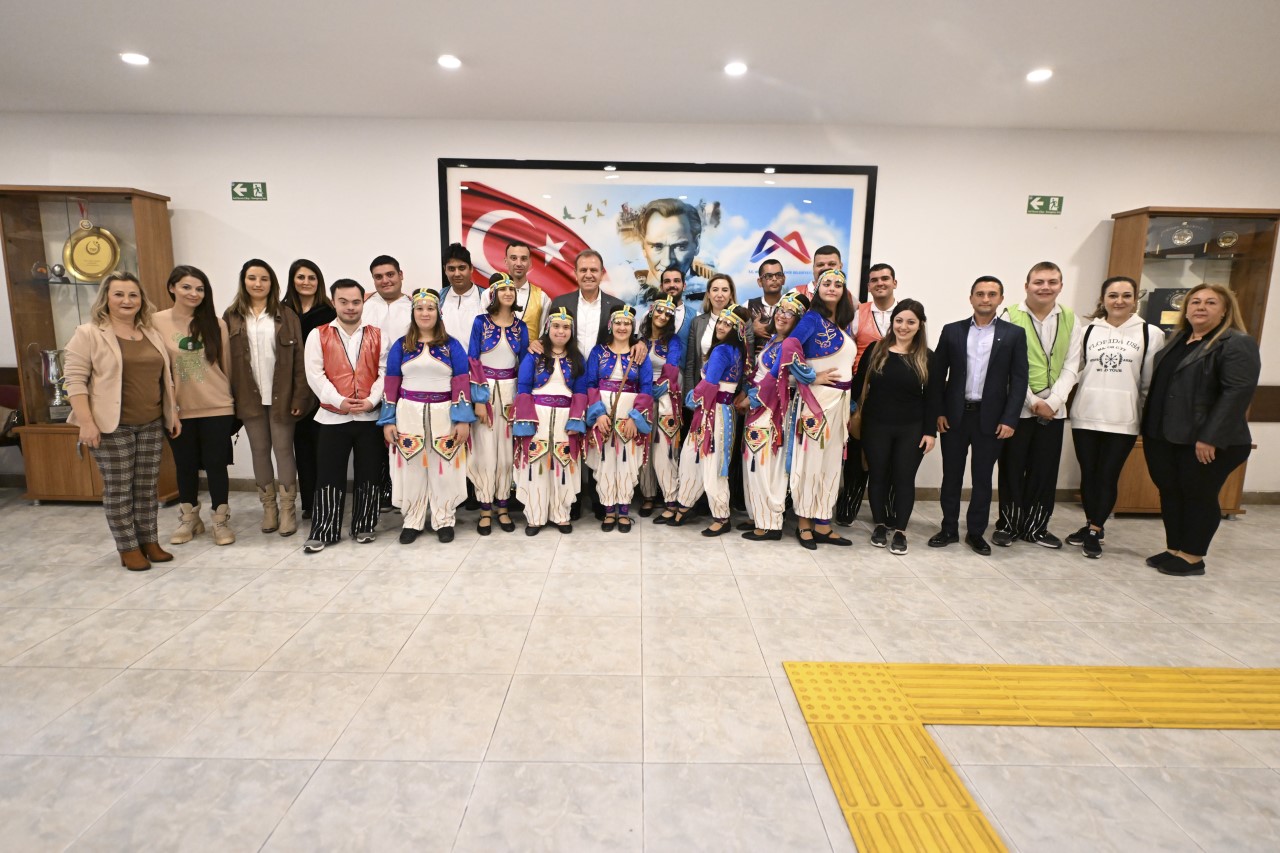 Mersin Büyükşehir Belediye Başkanı Vahap Seçer,  Mersin Büyükşehir Belediyesi Sağlık İşleri