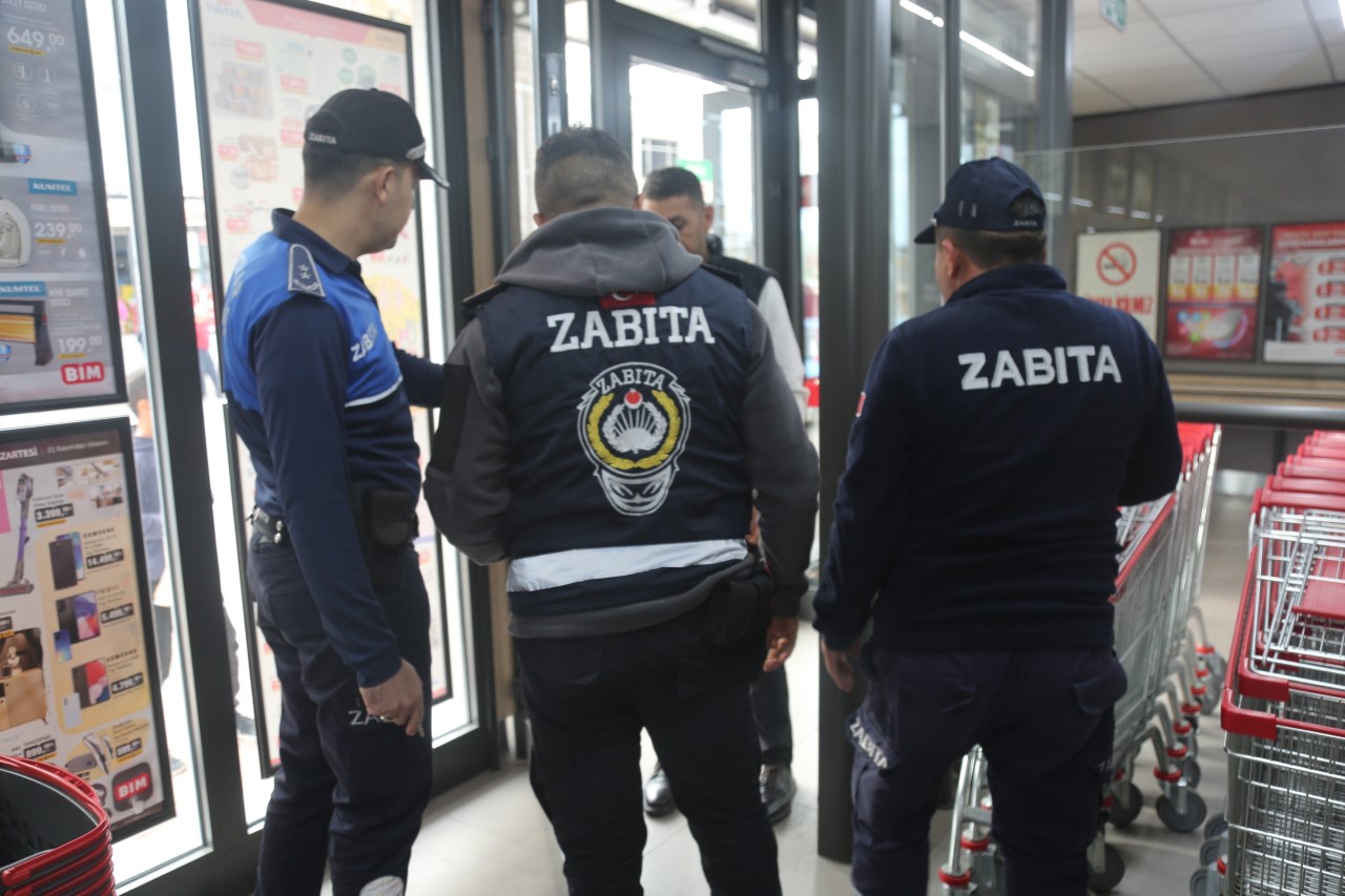 Mersin’in Merkez ilçesi Toroslar Belediyesi, verilen süre içerisinde çalışma ruhsatı