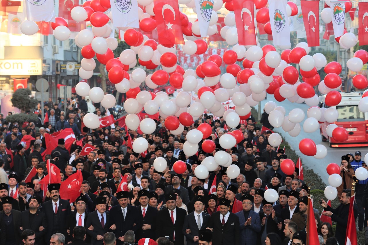 Mersin, her 3 Ocak’ta olduğu gibi yine meydanlara sığmadı. Mersin’in