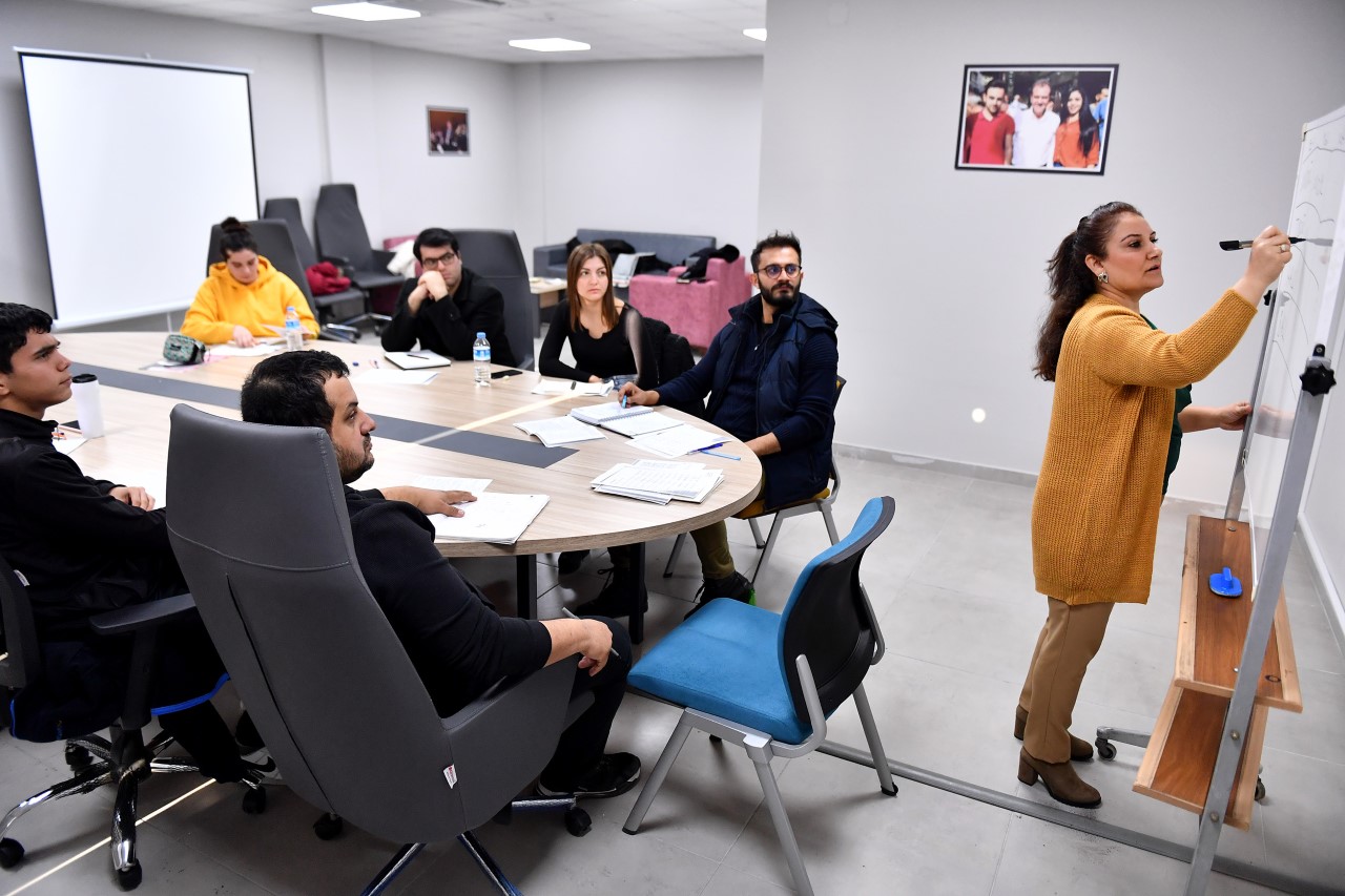 Mersin Büyükşehir Belediyesi Sosyal Hizmetler Daire Başkanlığı’na bağlı Yenişehir Mercek