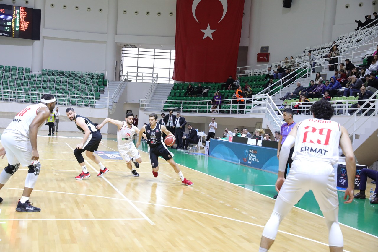 Misli.com Erkekler Basketbol Ligi’nde mücadele eden MSK Mersin Büyükşehir Belediyesi,