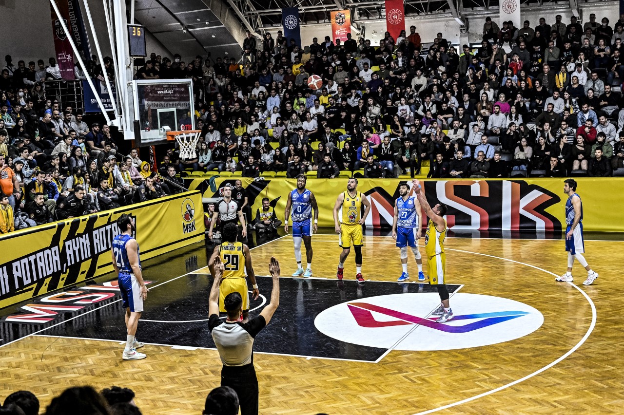 Misli.com Türkiye Erkekler Basketbol Ligi’nde mücadele eden temsilcimiz Mersin Büyükşehir