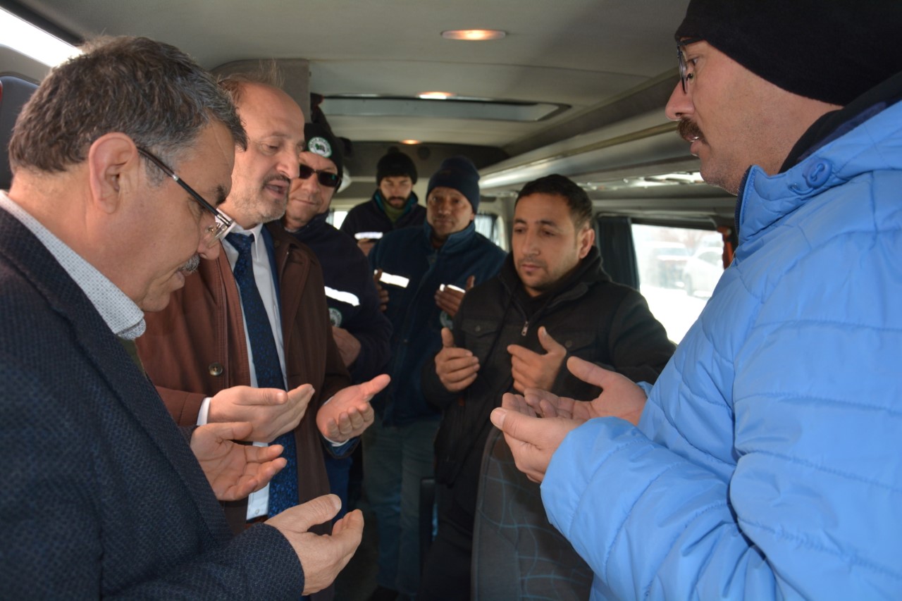 Merkezi Kahramanmaraş olan deprem felaketi nedeniyle, Gülnar Belediyesi de deprem