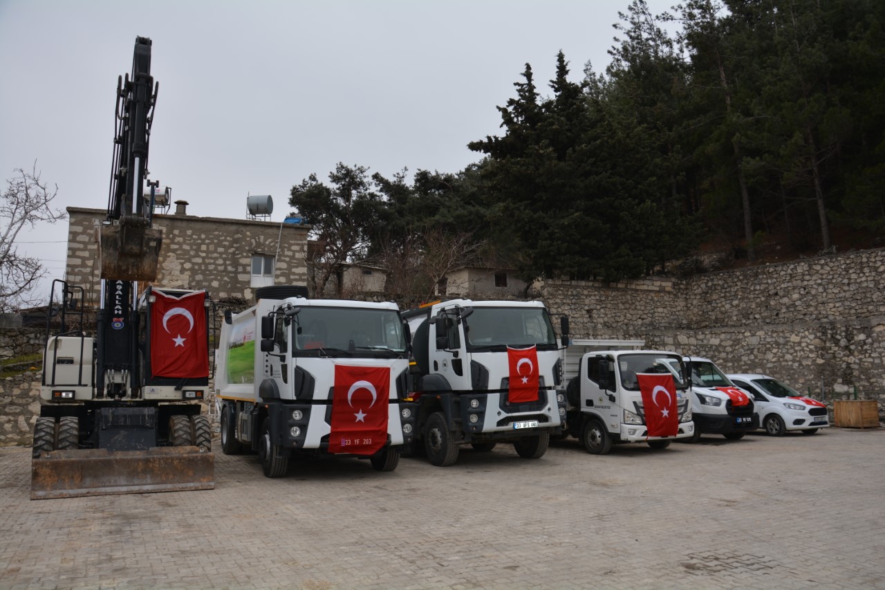 Gülnar Belediyesi, vatandaşlara daha iyi hizmet sunmak için araç filosunu