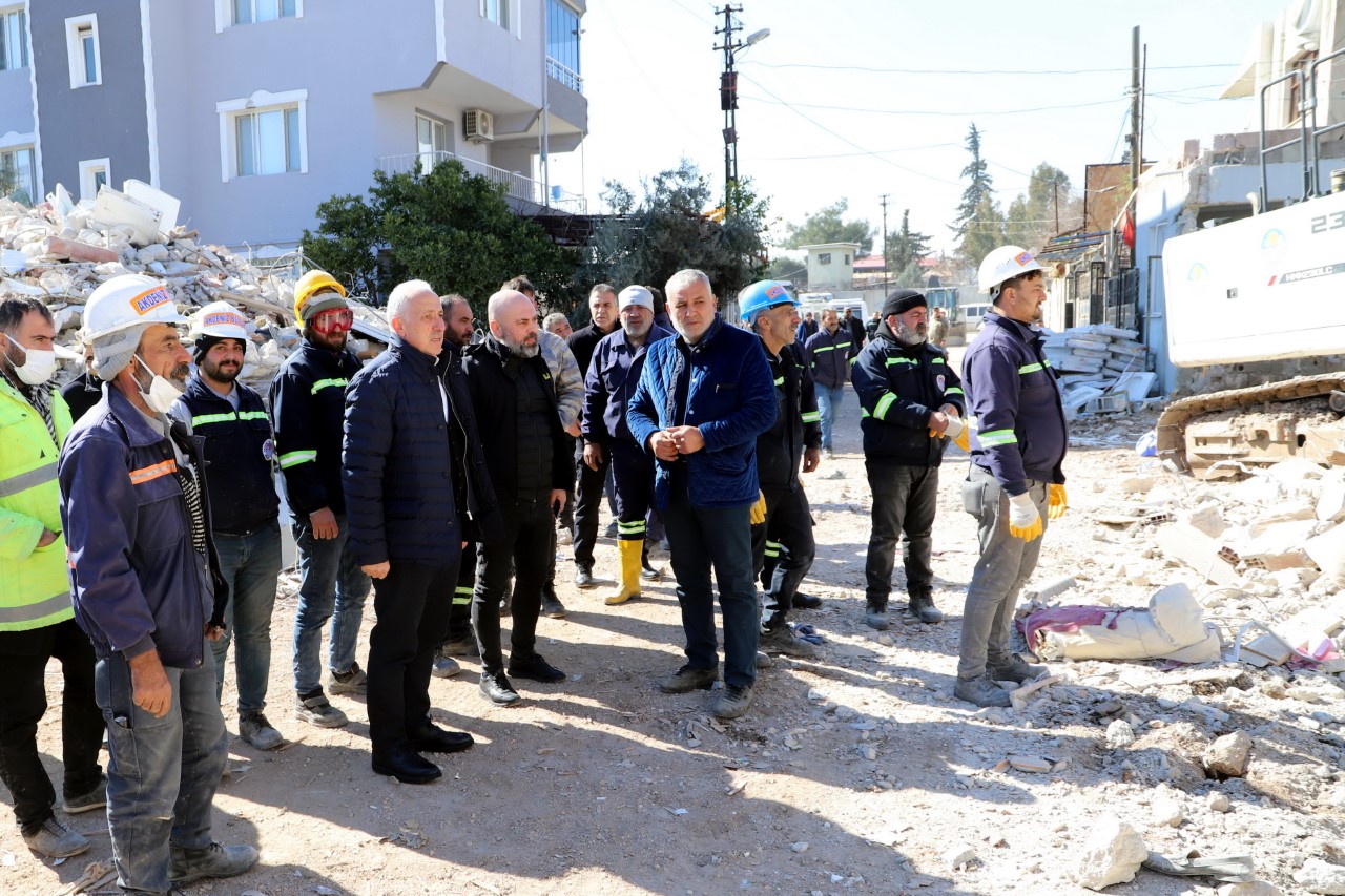 Türkiye deprem gerçeğiyle yüzleşirken, kentsel dönüşüm projelerinin önemi ve aciliyetine