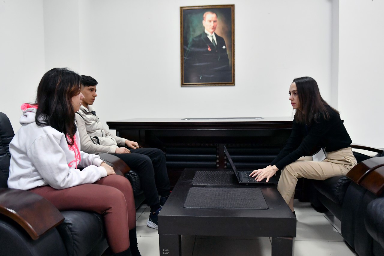 Yaşanılan felaketin ardından tüm imkanları ile depremzedelerin yanında olan Mersin