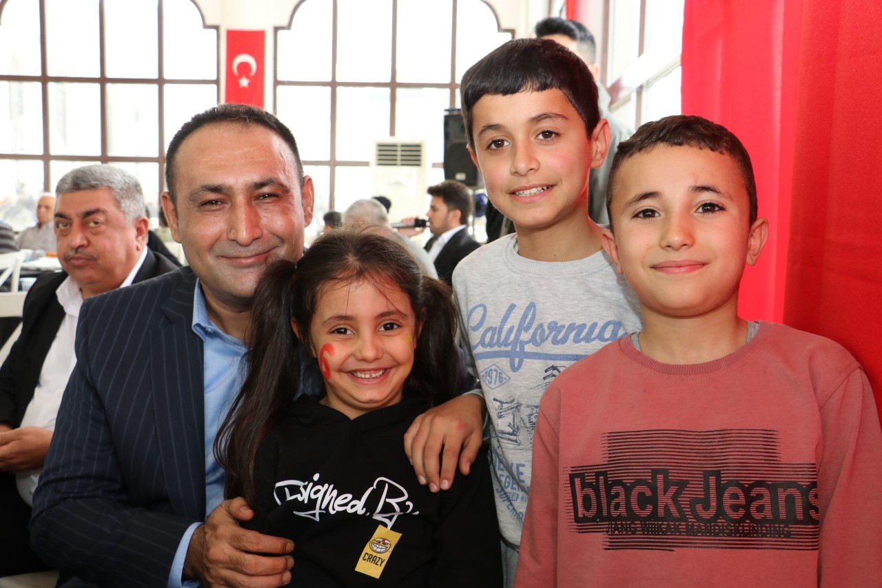 Toroslar Belediye Başkanı Atsız Afşın Yılmaz, Kahramanmaraş merkezli 11 ili