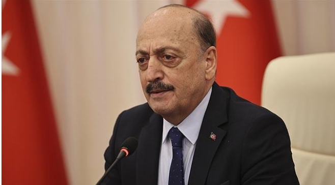 TBMM’den Onay Çıktı: Emeklilik Yaşı 8 yıl Erkene Alındı EYT’de yaş şartının kaldırılması milyonlarca kişiyi memnun etmişti fakat son