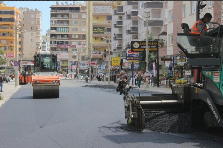 Mersin Büyükşehir Belediyesi Yol Yapım Bakım ve Onarım Dairesi’ne bağlı