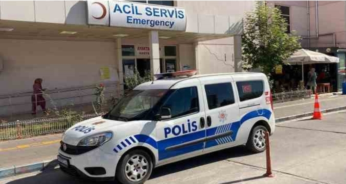 Mersin’in Erdemli ilçesinde kavga ettiği iş yeri bekçisi tarafından vurulan