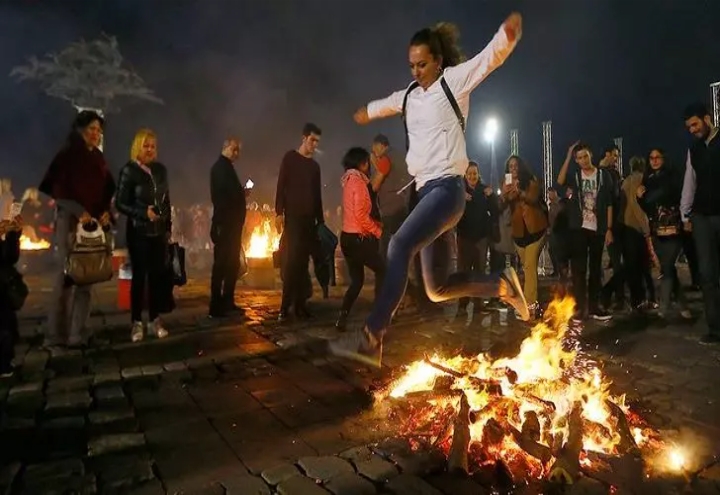 Anadolu kültüründe önemli yeri olan Hıdırellez kutlamaları başladı. Hıdrellez, Türkiye’de
