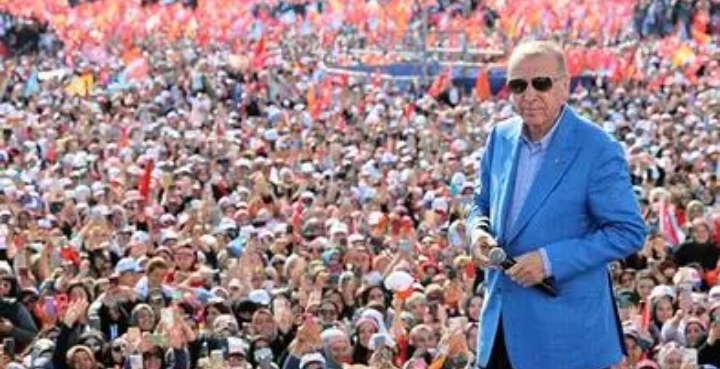 Cumhurbaşkanı Recep Tayyip Erdoğan, AK Parti’nin büyük İstanbul mitinginde ekonomiye