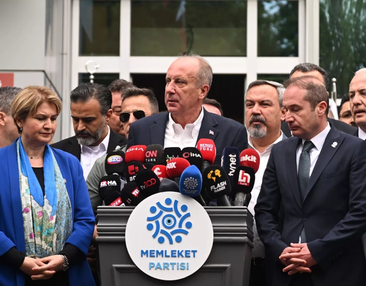 Memleket Partisi Genel Başkanı ve Cumhurbaşkanı adayı Muharrem İnce, partisinin