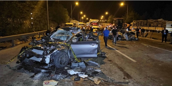 Adana’nın Pozantı ilçesinde otoyolda meydana gelen zincirleme trafik kazasında hayatını