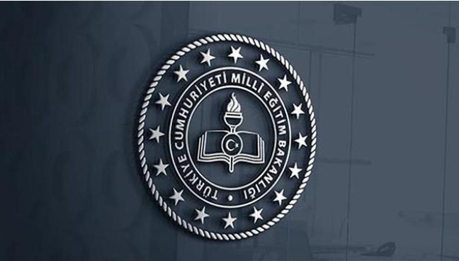 Milli Eğitim Bakanı Mahmut Özer, memurluk, şeflik, saymanlık ve şube