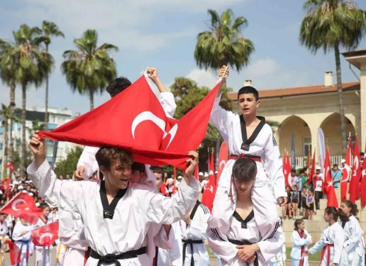 Mersin’de 19 Mayıs Atatürk’ü Anma, Gençlik ve Spor Bayramı, düzenlenen