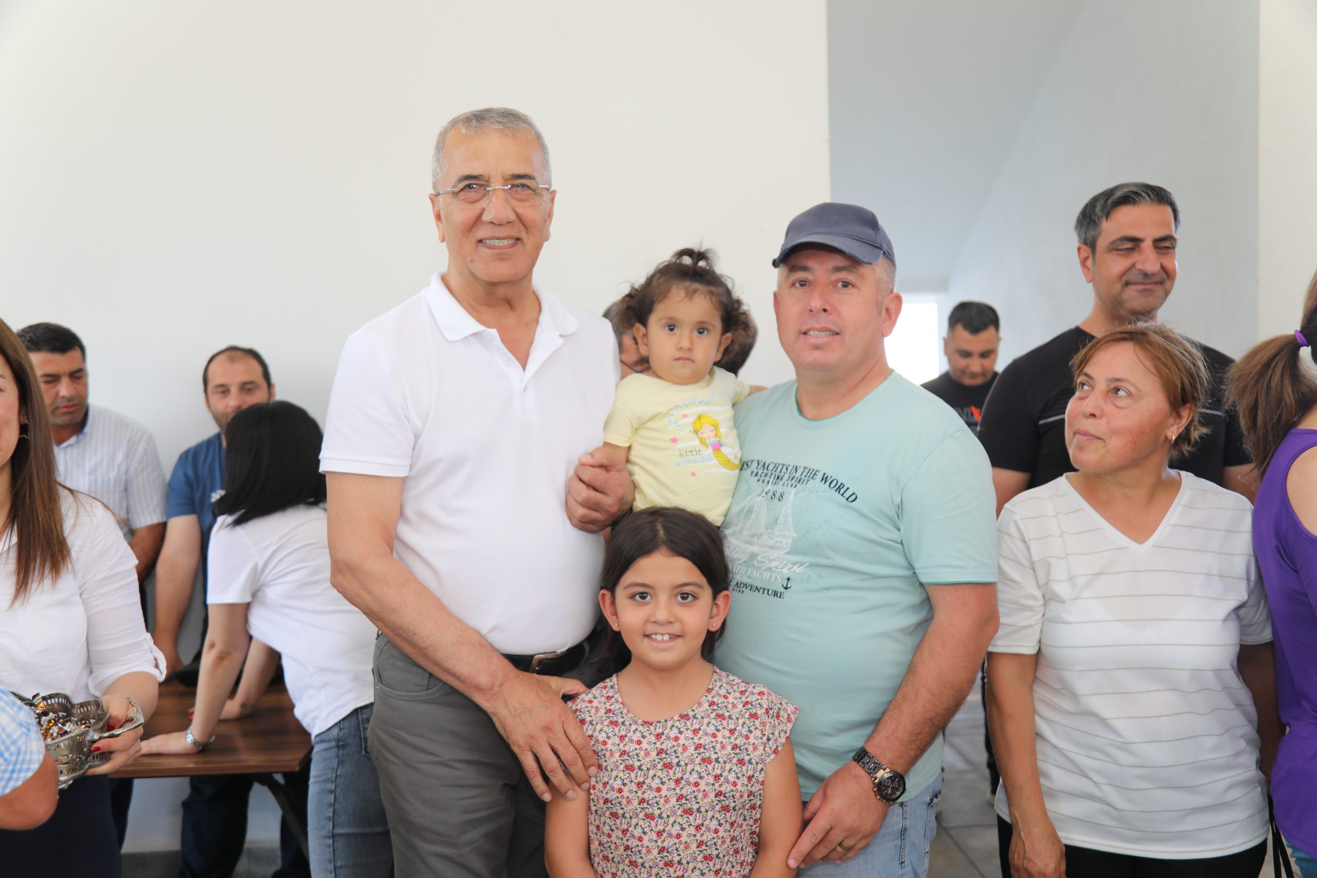 Mezitli Belediyesinde, Kurban Bayramı öncesinde belediye çalışanları ile bayramlaşma töreni