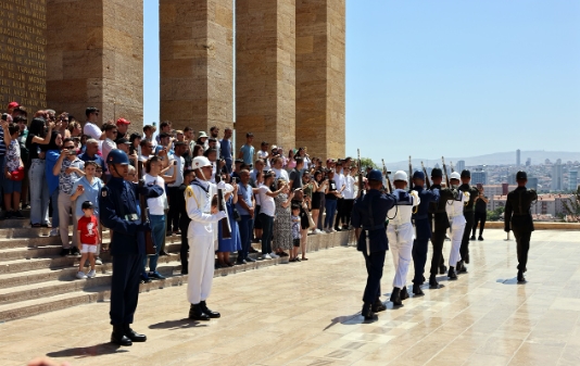 AKDENİZLİ KADINLAR ANKARA VE GAZİANTEP’İ GEZDİ Akdeniz Belediyesi’nin hayata geçirdiği örnek proje kapsamında, ilçeye bağlı Kazanlı