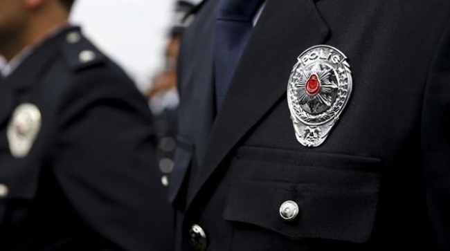 Resmi gazetede yayımlanan kararnameyle emniyet teşkilatında görev değişimi yapıldı. 83