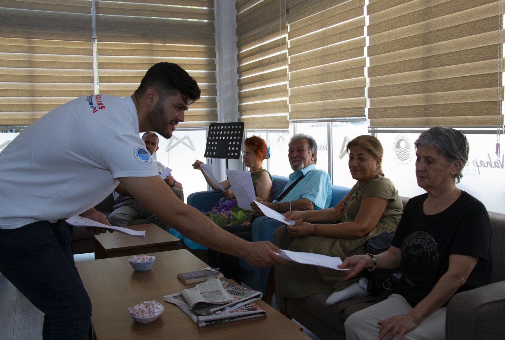 YENİŞEHİR EMEKLİ EVİ ÜYELERİ ETKİNLİKTEN MEMNUN AYRILDI Mersin Büyükşehir Belediyesi