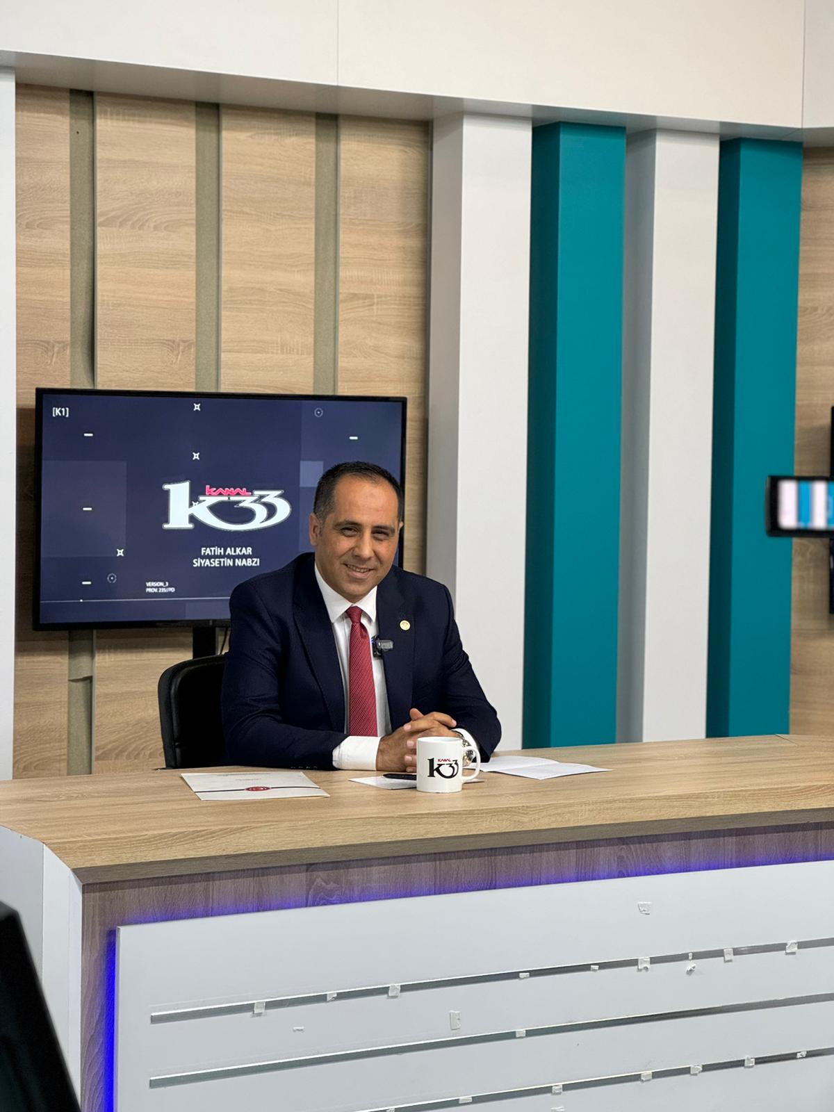 Kıratlı: “Mersin’e yatırımlarımız 150 milyar lirayı aştı” Siyasetin Nabzı programının canlı yayın konuğu olan ve Mersin’e dair