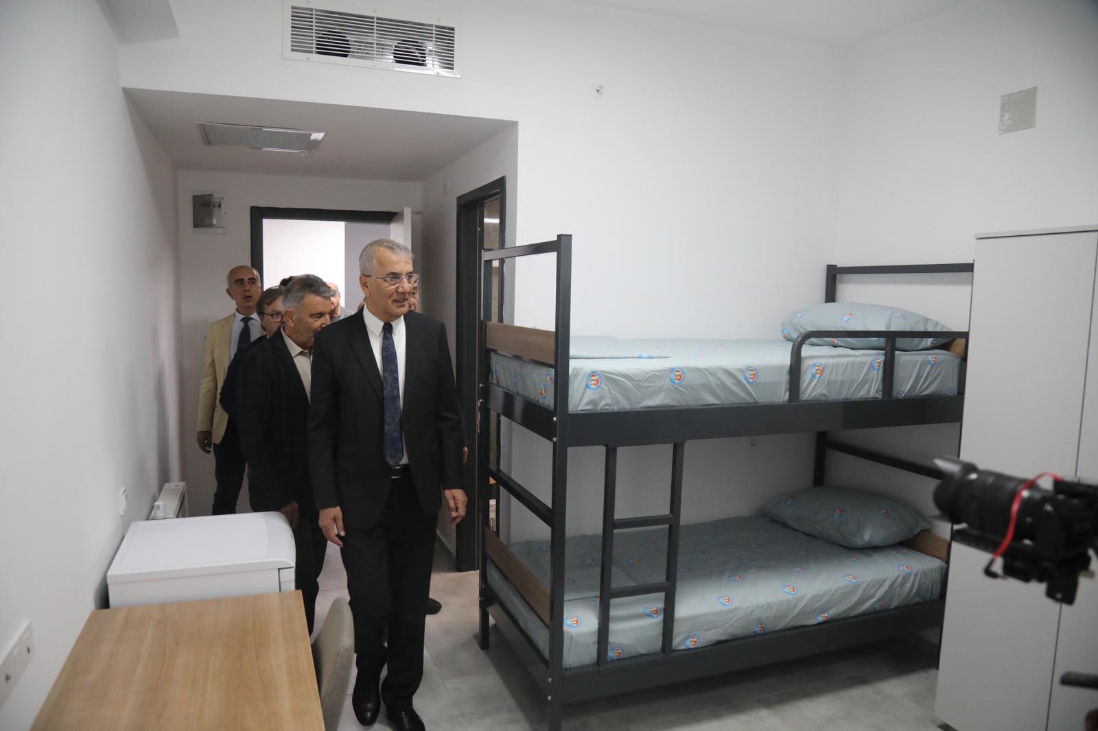 Mezitli Belediyesi Behiye Şifan Kız Öğrenci Yurdu, muhteşem bir açılış