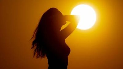 Güneş Patlamaları neden oluyor ? Ege Üniversitesi Gözlemevi Müdürlüğü güneş patlamalarının bilinmeyen