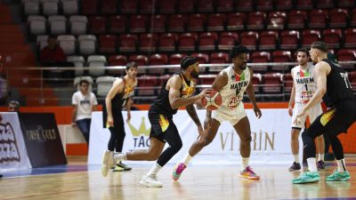 CARETTALAR RAKİBİNİ EZDİ GEÇTİ Mersin Büyükşehir Belediyesi Erkek Basketbol Takımı