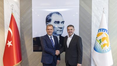 Mersin Büyükşehir Belediye Başkanı Vahap Seçer, Mezitli Belediye Başkanı Ahmet