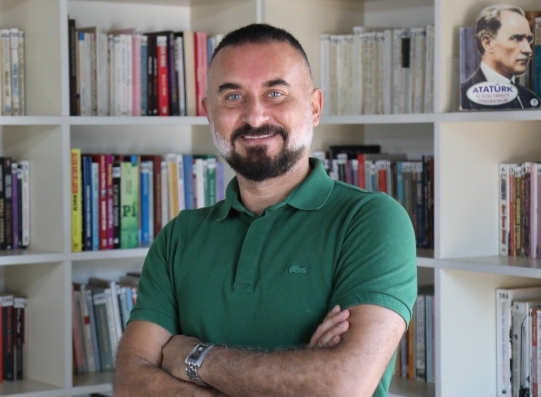 Cumhuriyet Halk Partisi (CHP) Mezitli İlçe Başkanı ve aynı zamanda