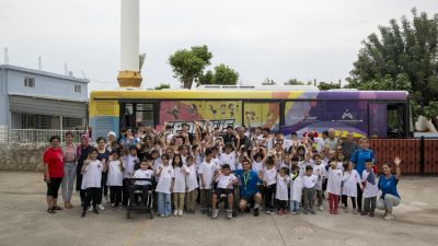 BÜYÜKŞEHİR’İN SPORBÜS’Ü ÇOCUKLAR İÇİN YOLLARDA MERSİN BÜYÜKŞEHİR’İN ‘SPORBÜS’Ü BU KEZ