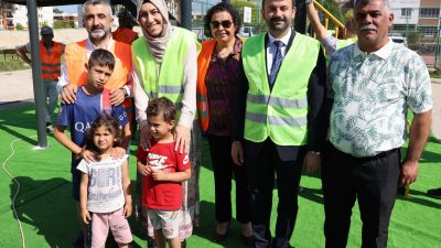 AHMET KAYA PARKI YENİLENİYOR, ÇOCUKLAR GÜVENLİ OYUN ALANLARINA KAVUŞUYOR Akdeniz