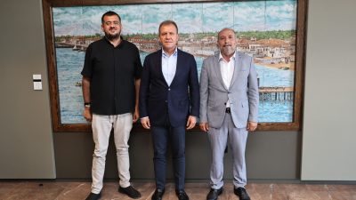 Kent Radyo Yönetim Kurulu Başkanı Mahmut Polat ve Kent Radyo