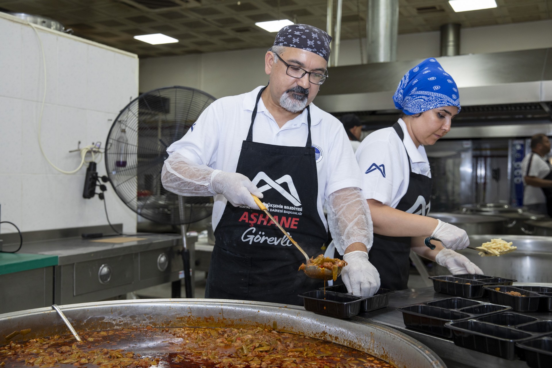 Mersin Büyükşehir Belediyesi Sosyal Hizmetler Dairesi Başkanlığı bünyesinde hizmet veren