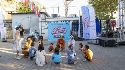 Her yıl, ‘Her Köy Bizim Köyümüzdür’ sloganıyla düzenlediği ‘Yayla Şenlikleri’
