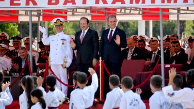 Mersin Büyükşehir Belediye Başkanı Vahap Seçer, 30 Ağustos Zafer Bayramı’nın